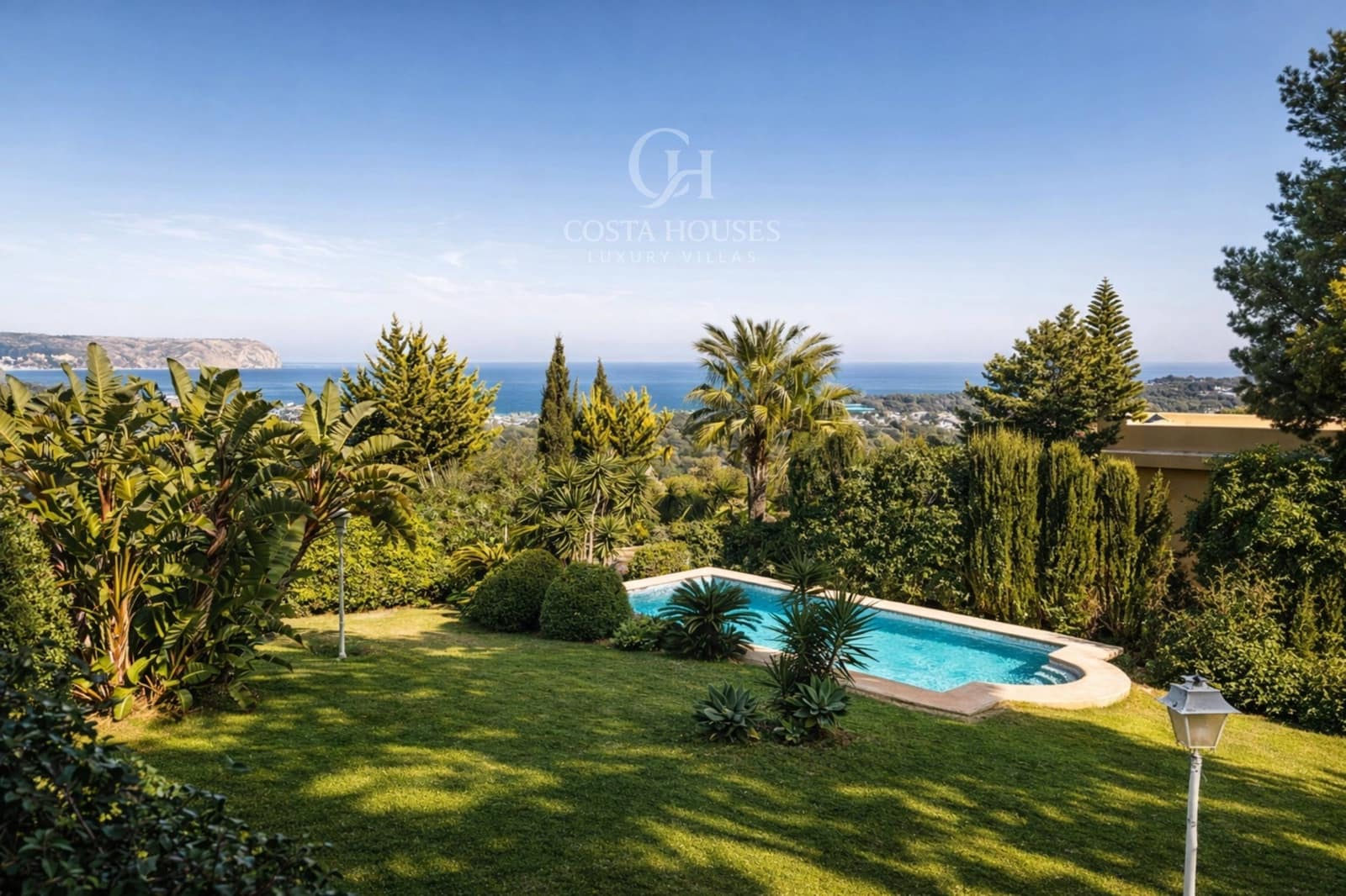 Chalet de 8 habitaciones en Javea / Xàbia en venta con piscina garaje - 2.350.000 € (Ref: 9674169)