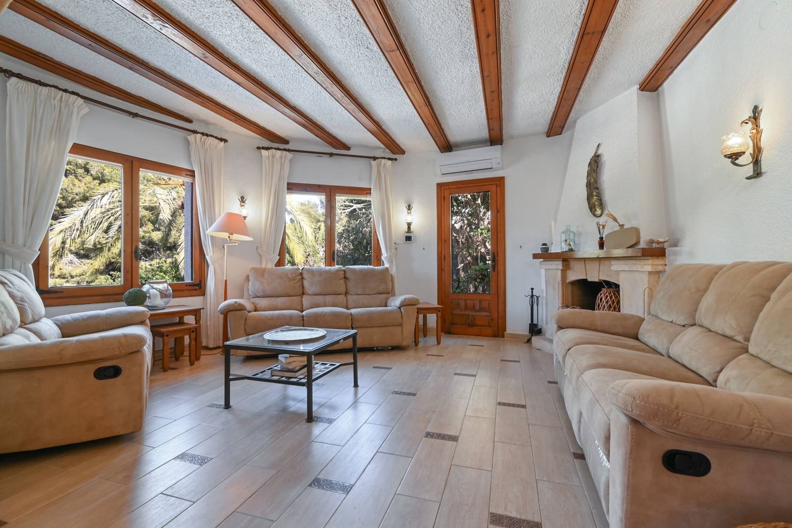 Chalet de 4 habitaciones en Javea / Xàbia en venta con piscina garaje - 690.000 € (Ref: 9719888)