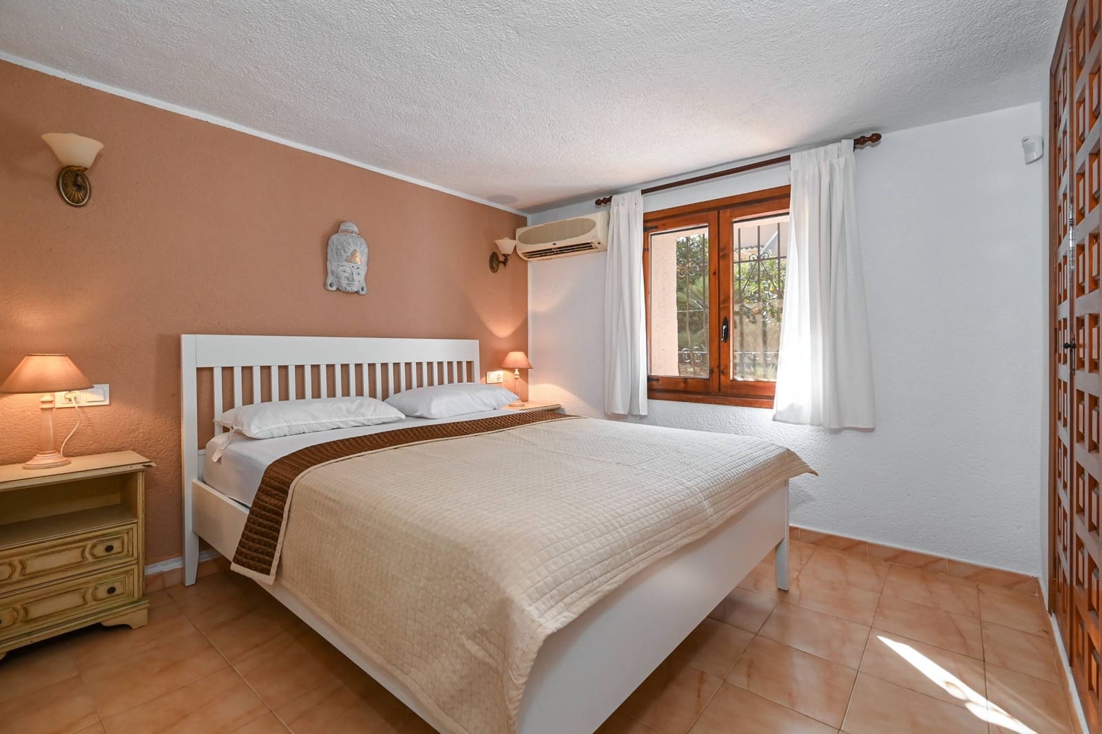 Chalet de 4 habitaciones en Javea / Xàbia en venta con piscina garaje - 690.000 € (Ref: 9719888)