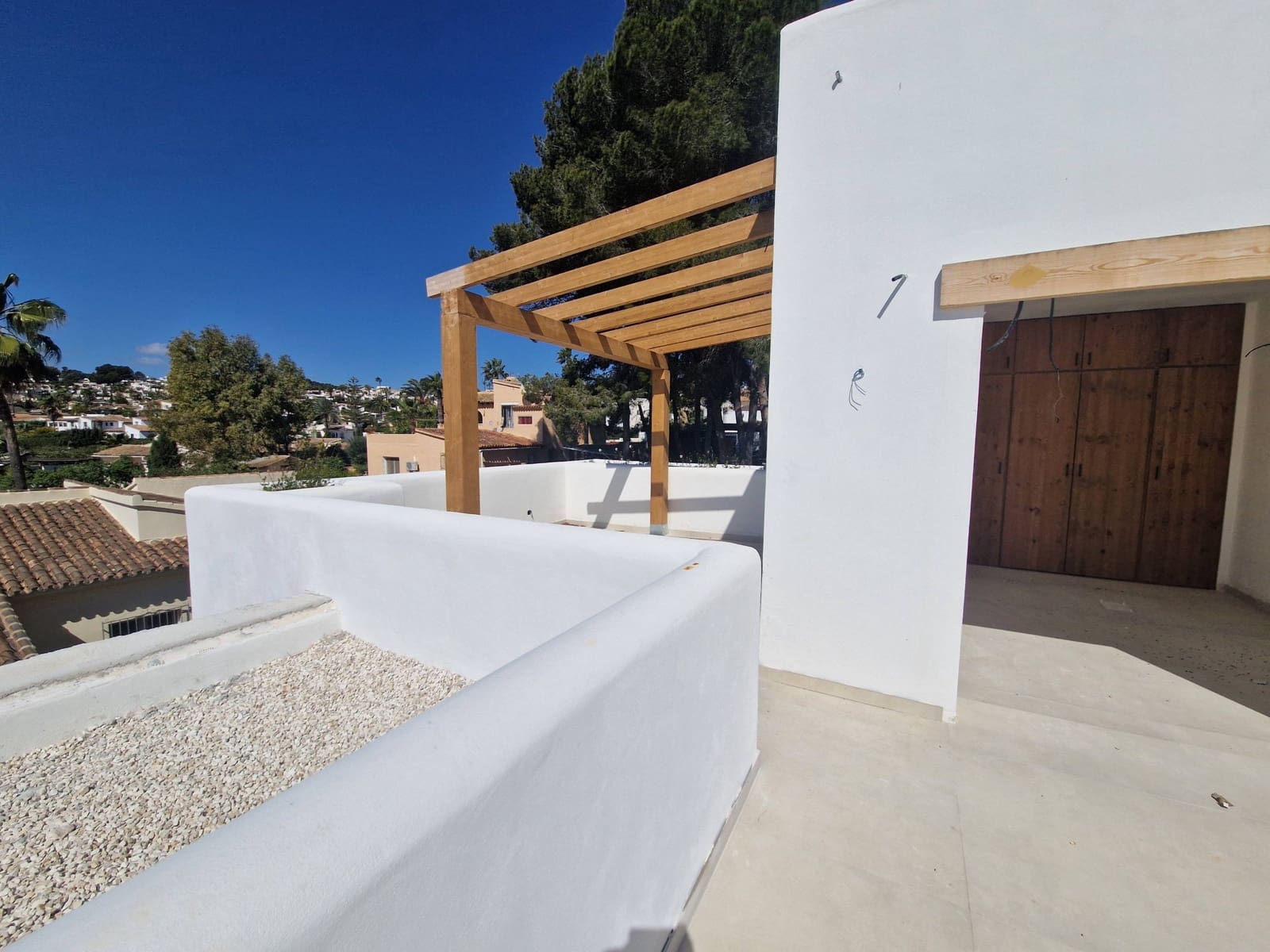 5 bedroom Villa for sale in Moraira with pool garage - € 2,395,000 (Ref: 9719889)