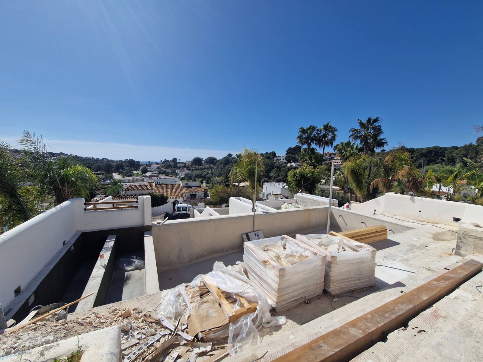 5 bedroom Villa for sale in Moraira with pool garage - € 2,395,000 (Ref: 9719889)