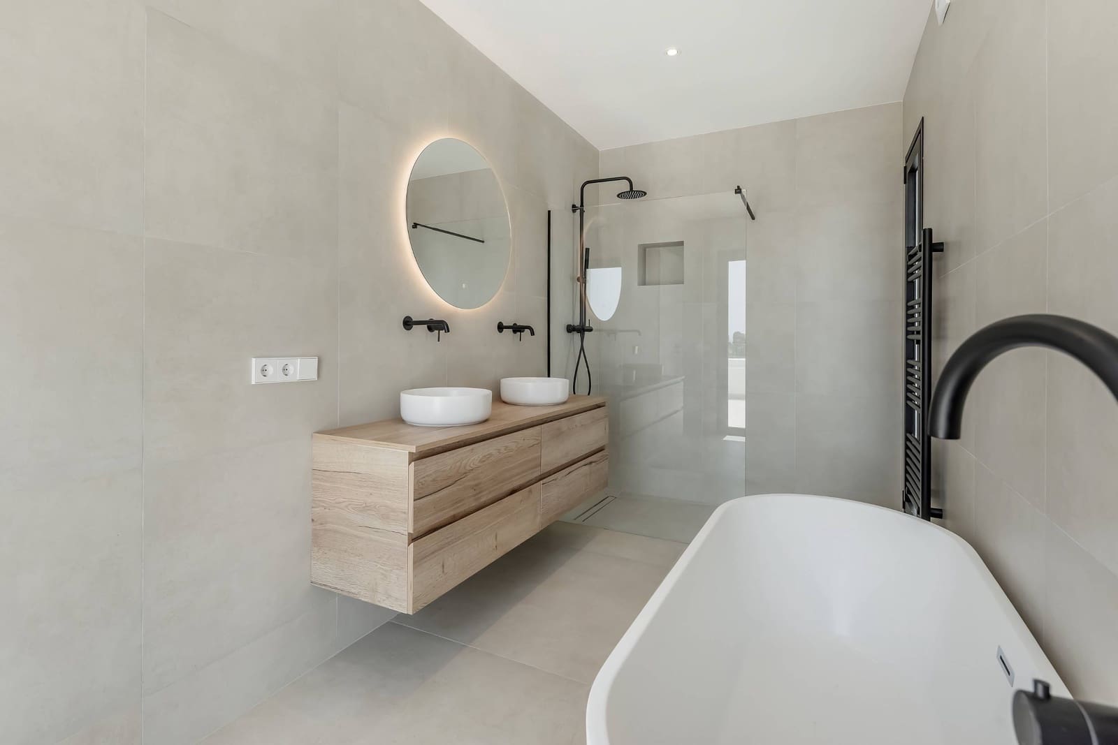 5 bedroom Villa for sale in Moraira with pool garage - € 2,350,000 (Ref: 9719889)