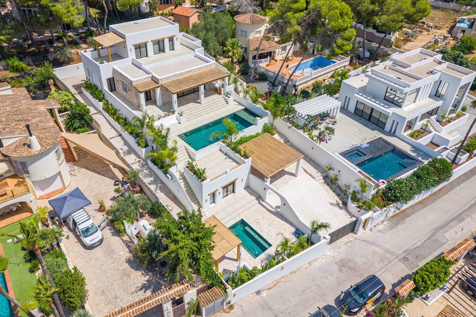5 bedroom Villa for sale in Moraira with pool garage - € 2,350,000 (Ref: 9719889)