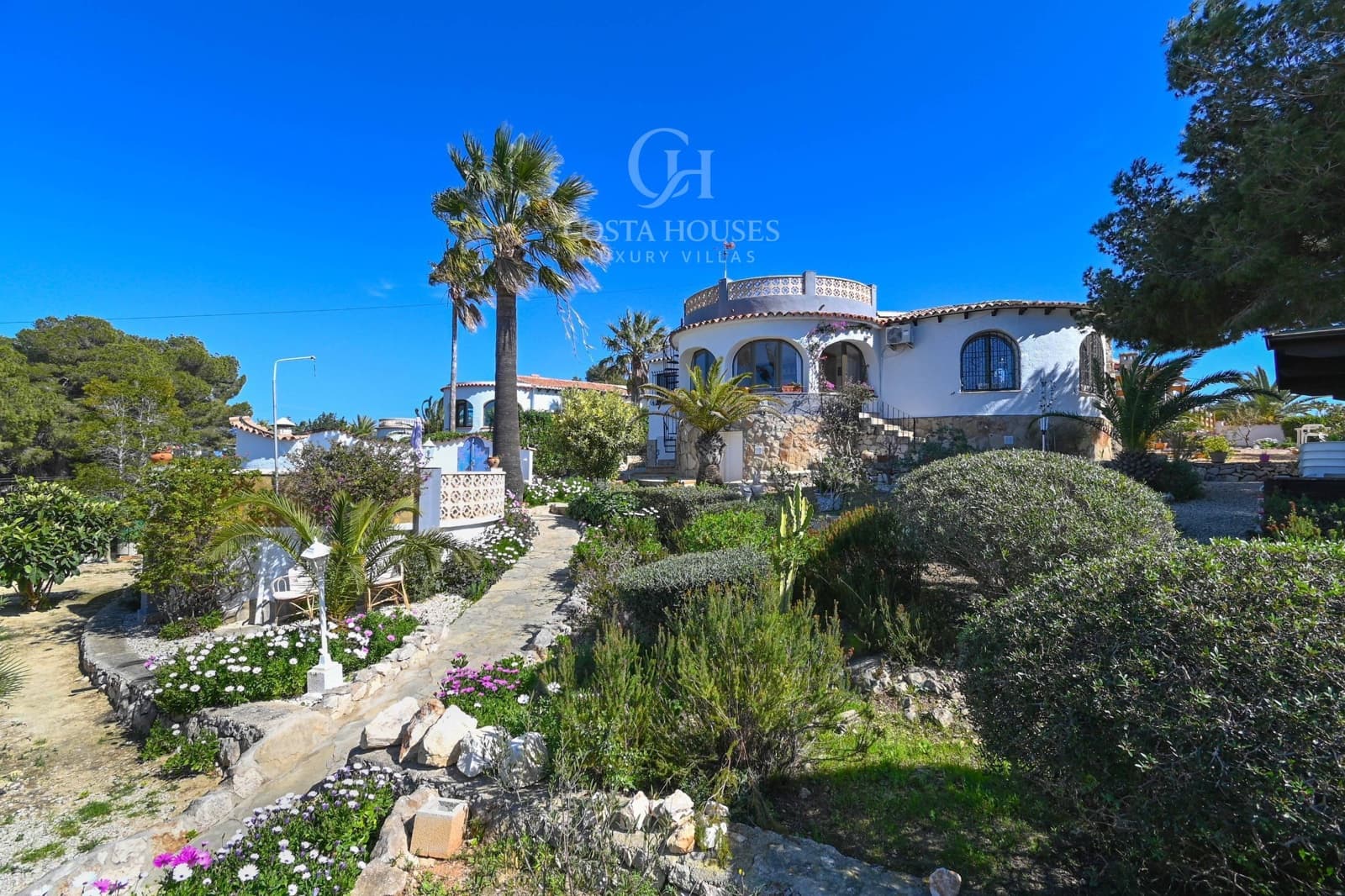 2 bedroom Villa for sale in Javea / Xabia with pool garage - € 900,000 (Ref: 9732069)