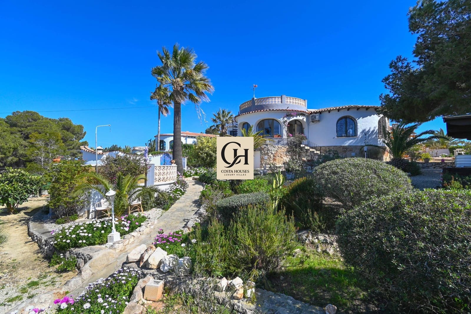 2 bedroom Villa for sale in Javea / Xabia with pool garage - € 900,000 (Ref: 9732069)