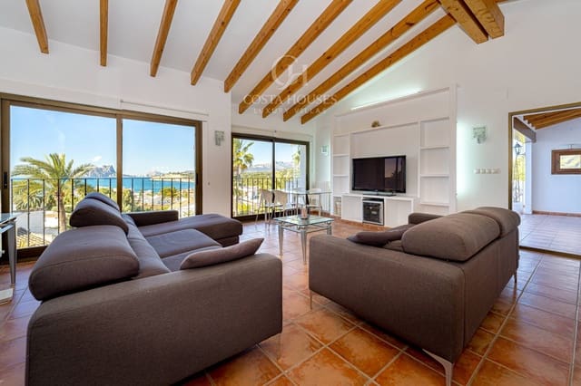 4 makuuhuone Huvila myytävänä paikassa Moraira, Teulada-Moraira mukana uima-altaan 
autotalli - 2 690 000 € (Ref: 9741715)