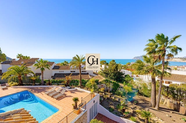 4 makuuhuone Huvila myytävänä paikassa Moraira, Teulada-Moraira mukana uima-altaan 
autotalli - 2 690 000 € (Ref: 9741715)