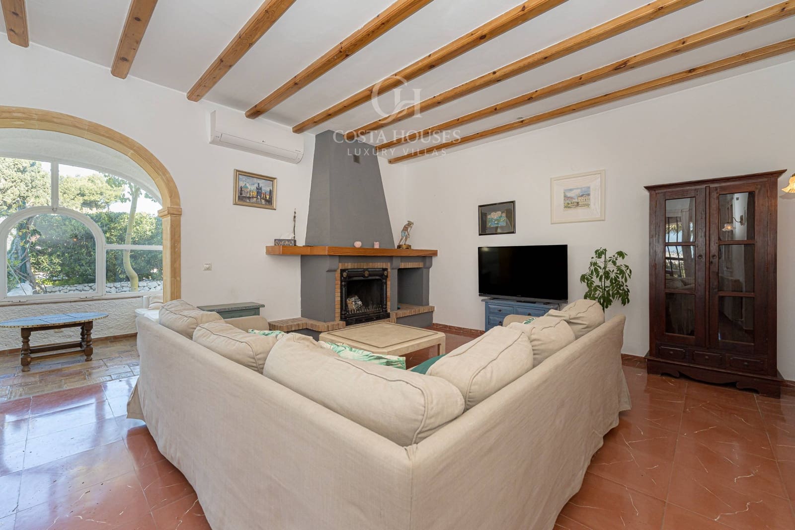 4 bedroom Villa for sale in Moraira with pool garage - € 2,690,000 (Ref: 9741715)