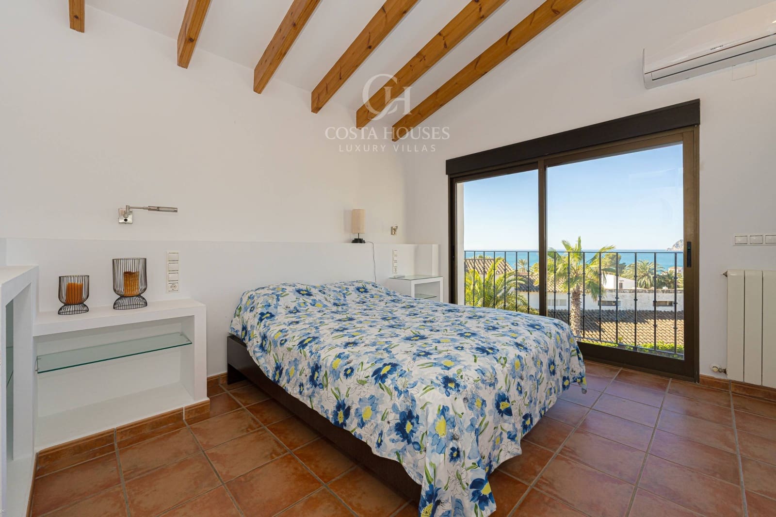 4 bedroom Villa for sale in Moraira with pool garage - € 2,690,000 (Ref: 9741715)