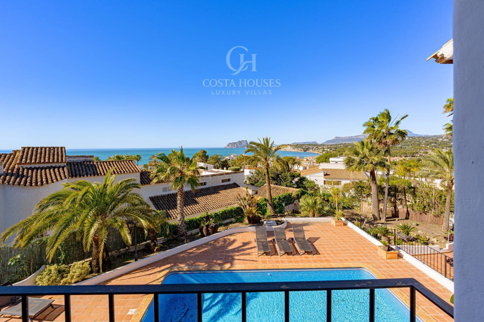 4 bedroom Villa for sale in Moraira with pool garage - € 2,690,000 (Ref: 9741715)