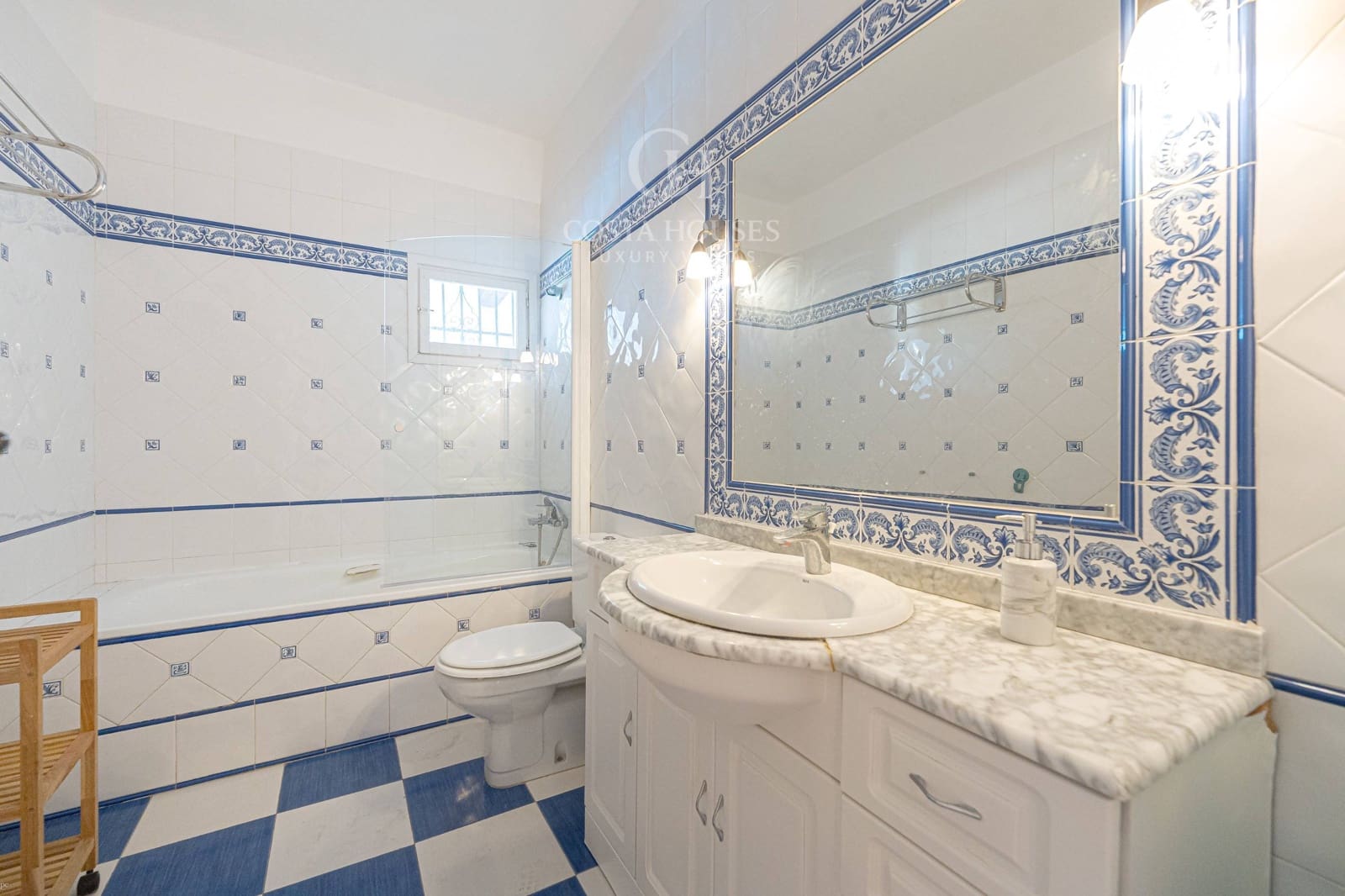 4 bedroom Villa for sale in Moraira with pool garage - € 2,690,000 (Ref: 9741715)