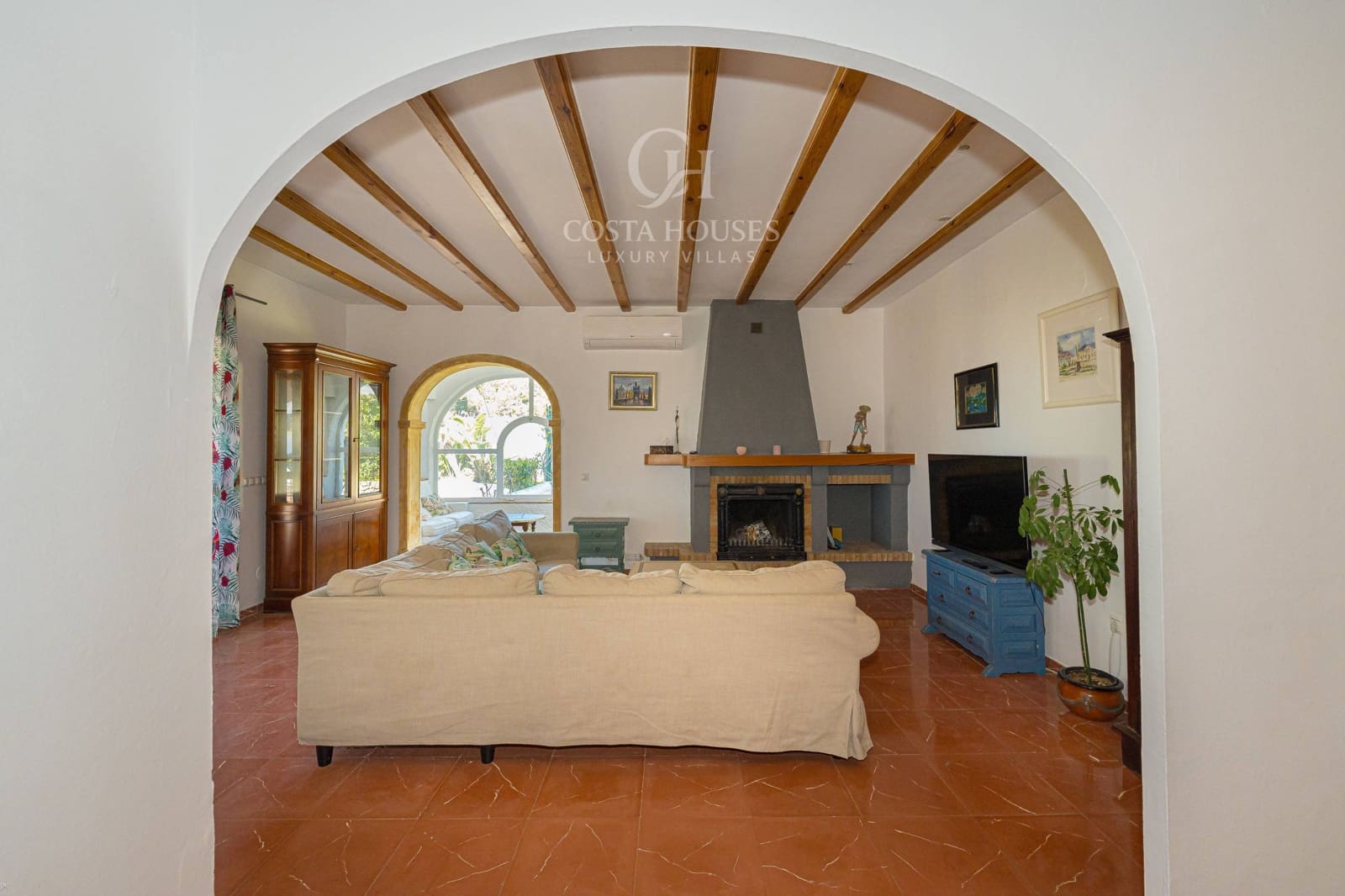 4 bedroom Villa for sale in Moraira with pool garage - € 2,690,000 (Ref: 9741715)