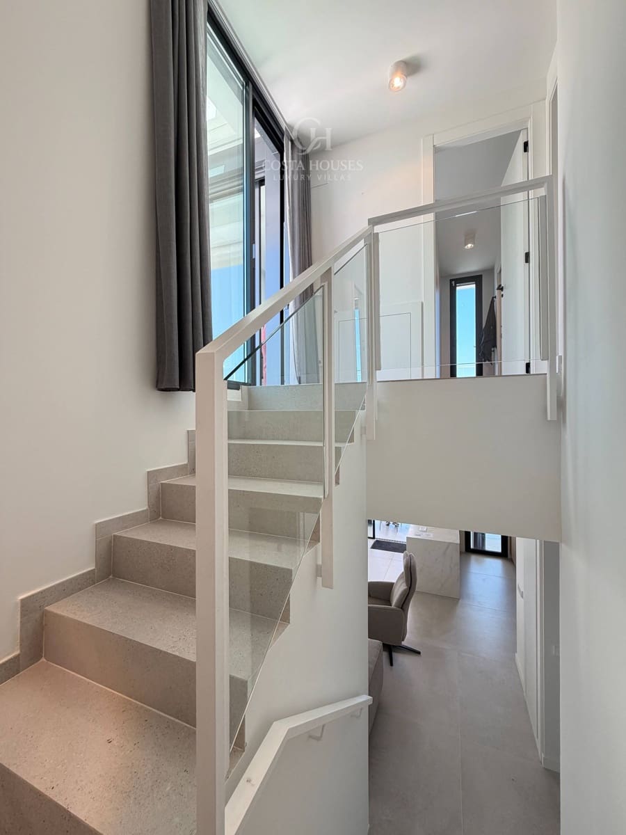 3 quarto Penthouse para venda em Denia com piscina garagem - 1 650 000 € (Ref: 9747042)