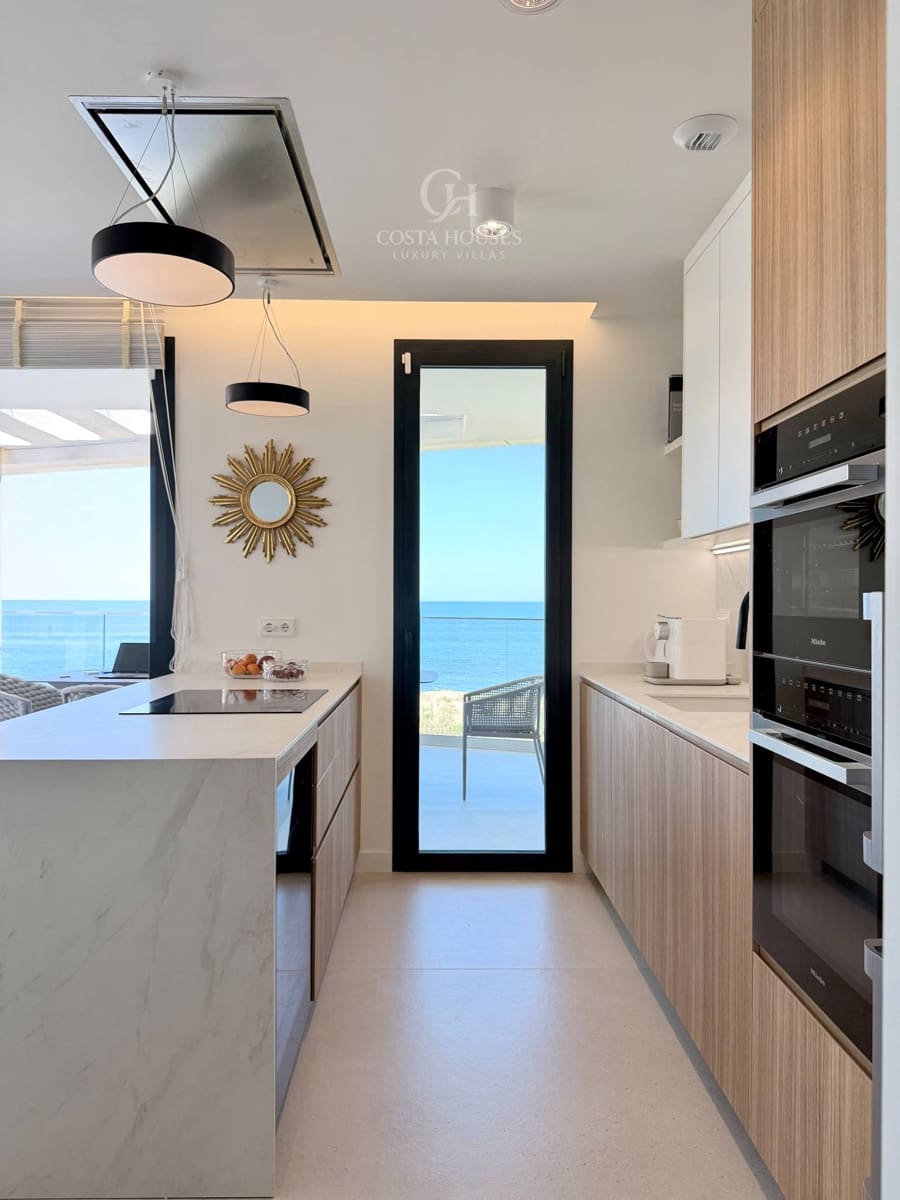 3 quarto Penthouse para venda em Denia com piscina garagem - 1 650 000 € (Ref: 9747042)