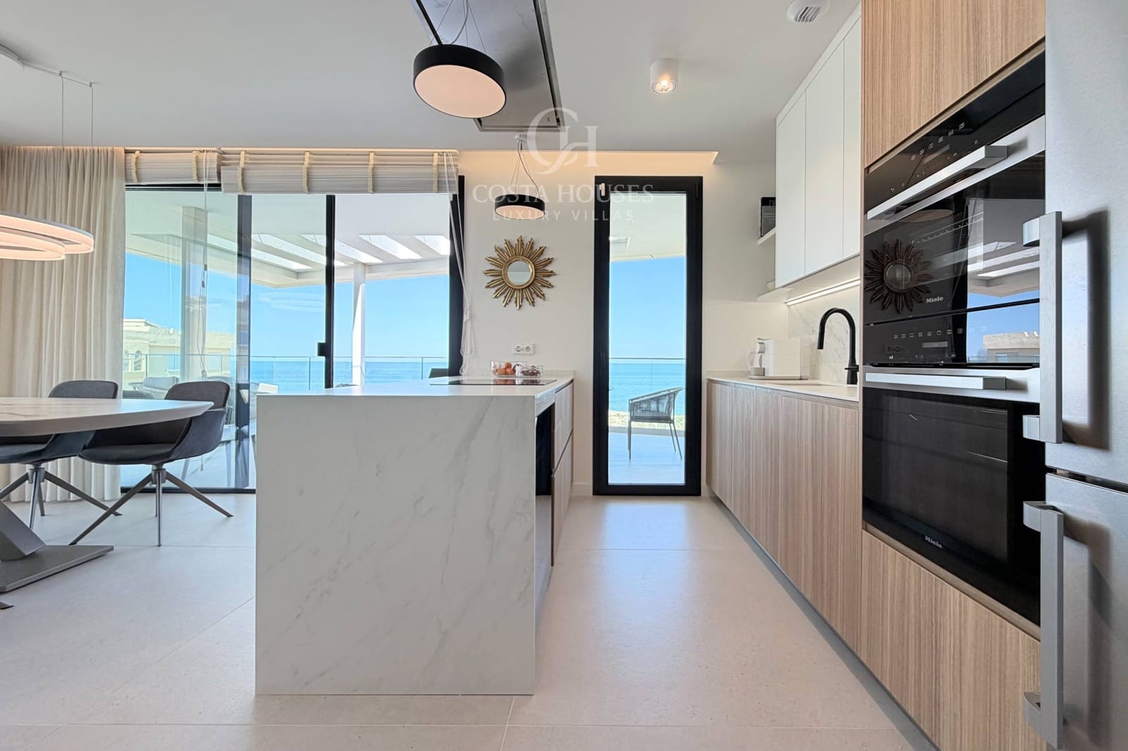 3 quarto Penthouse para venda em Denia com piscina garagem - 1 650 000 € (Ref: 9747042)