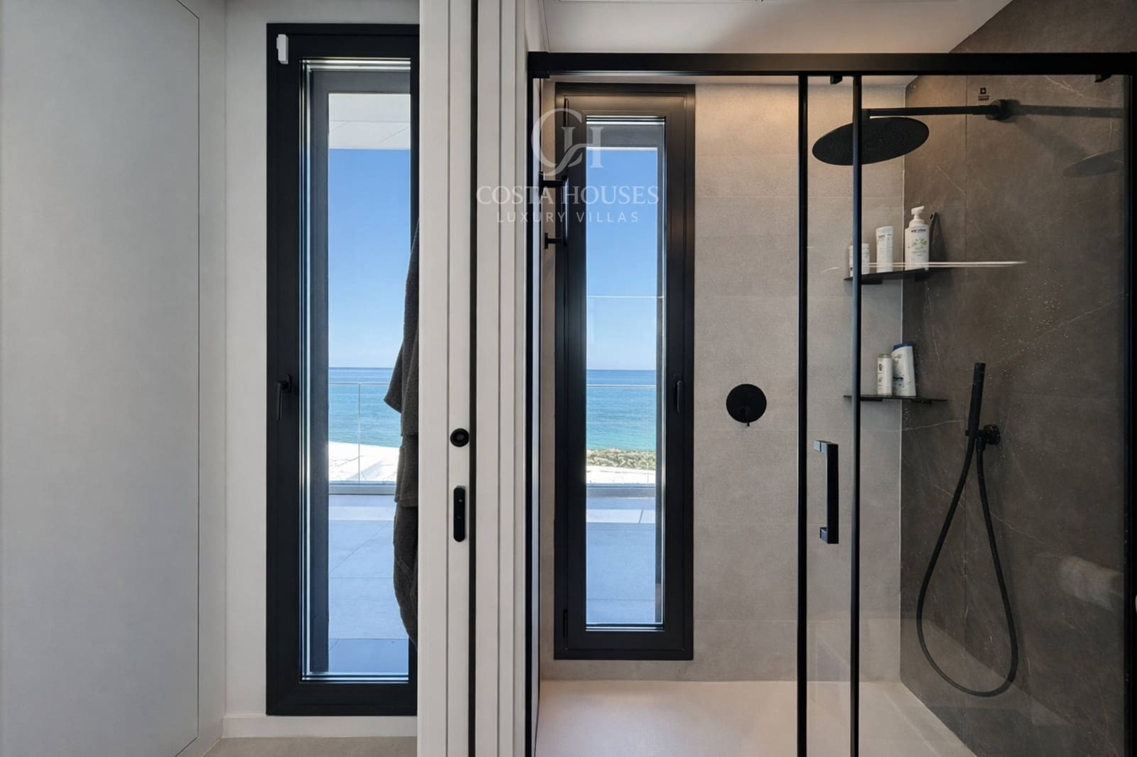 3 quarto Penthouse para venda em Denia com piscina garagem - 1 650 000 € (Ref: 9747042)