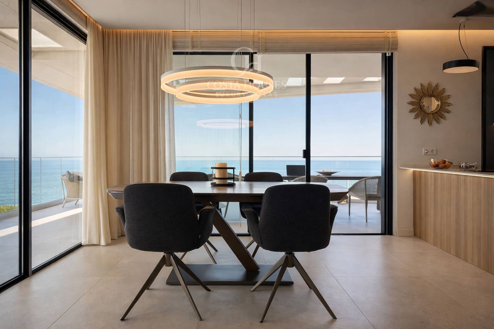 3 quarto Penthouse para venda em Denia com piscina garagem - 1 650 000 € (Ref: 9747042)