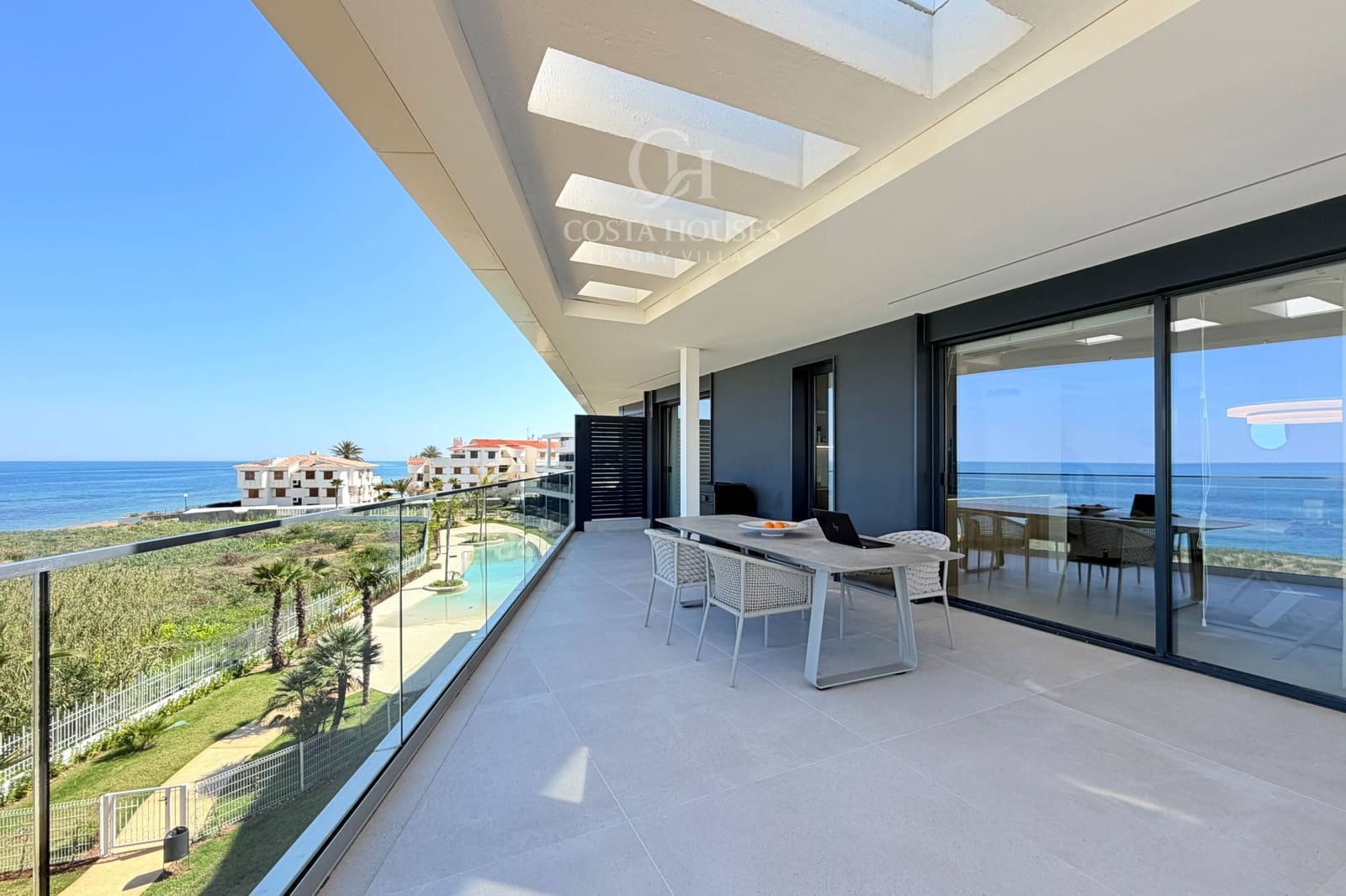 3 quarto Penthouse para venda em Denia com piscina garagem - 1 650 000 € (Ref: 9747042)