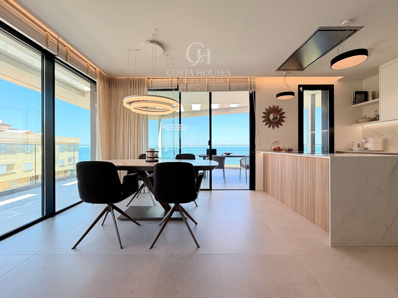 3 quarto Penthouse para venda em Denia com piscina garagem - 1 650 000 € (Ref: 9747042)