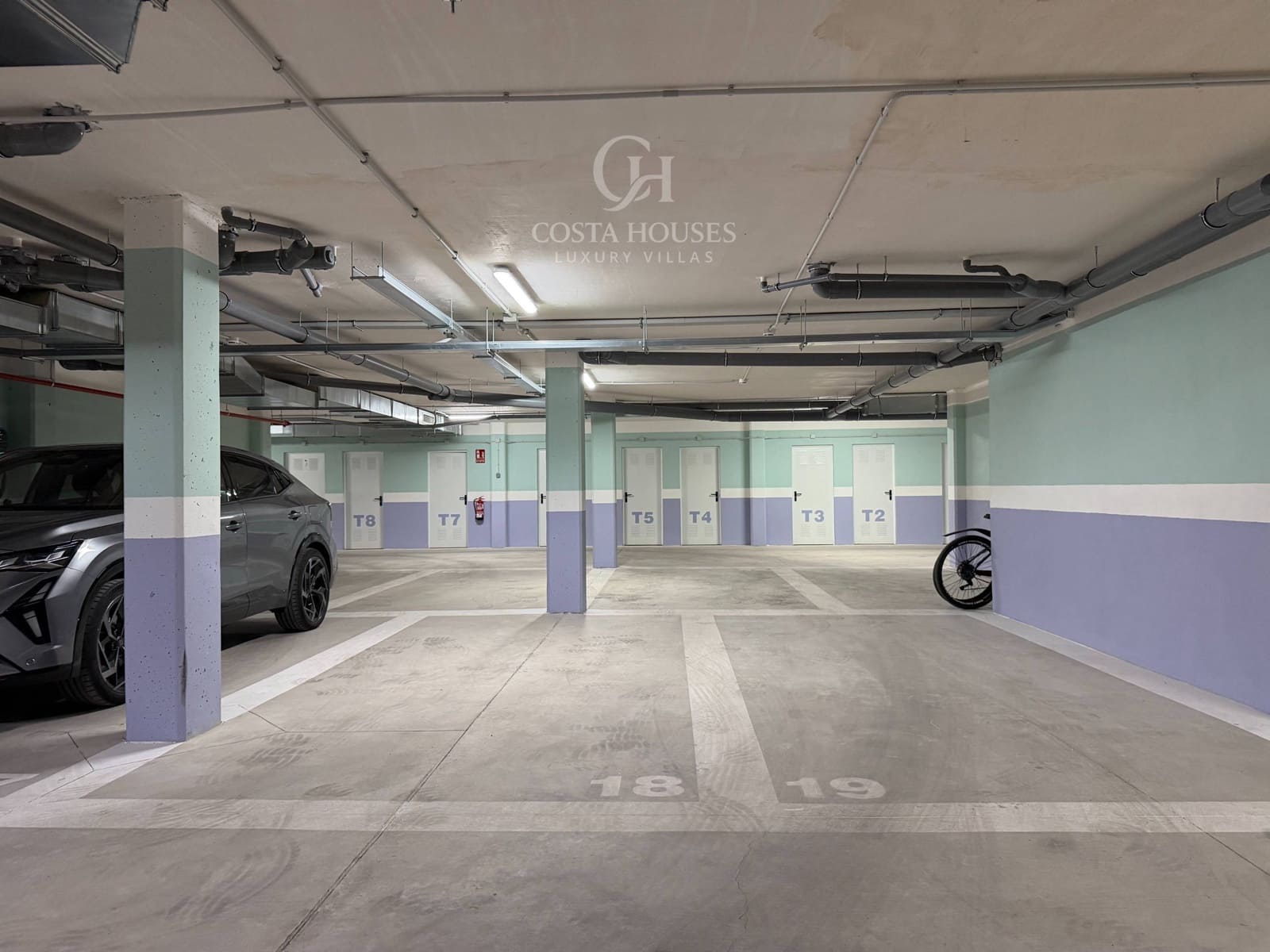 3 quarto Penthouse para venda em Denia com piscina garagem - 1 650 000 € (Ref: 9747042)