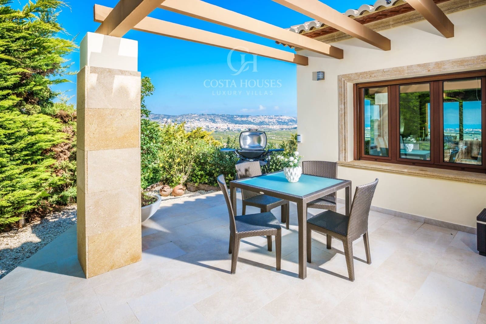 4 soveværelse Villa til salg i Javea / Xabia med swimmingpool garage - € 1.395.000 (Ref: 9778086)