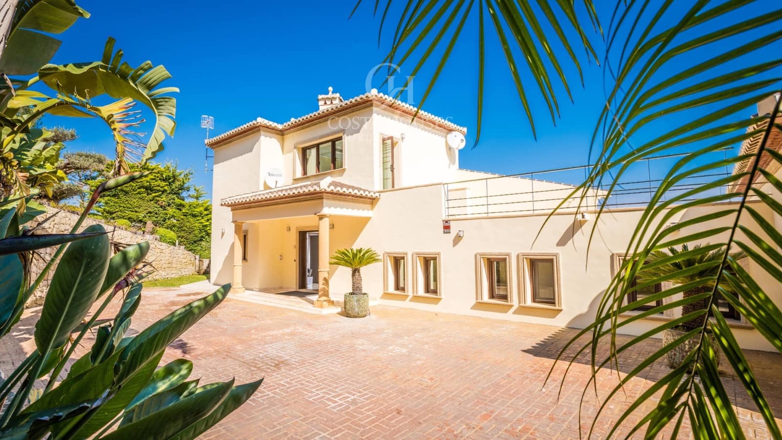 4 soveværelse Villa til salg i Javea / Xabia med swimmingpool garage - € 1.395.000 (Ref: 9778086)