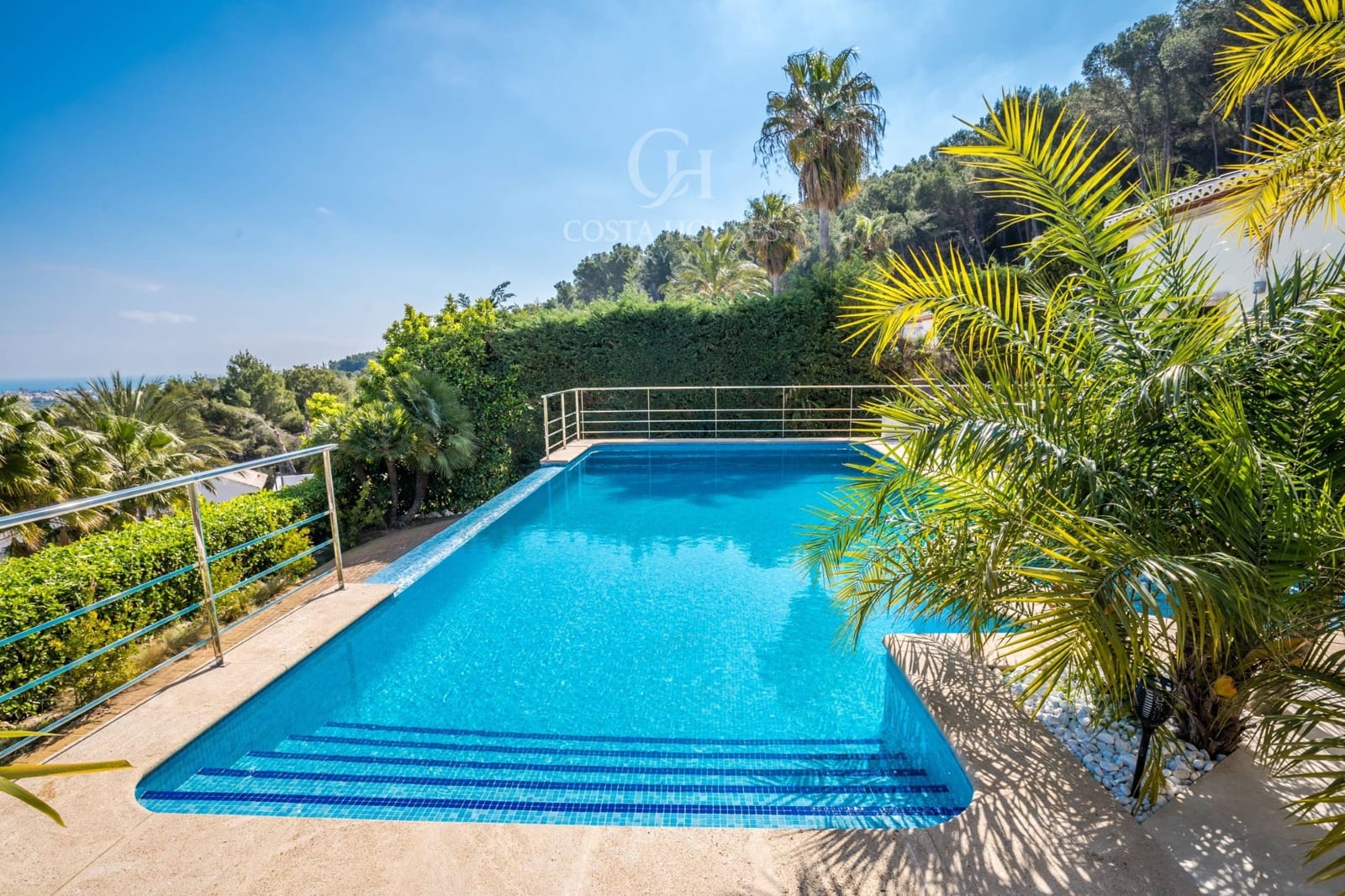 4 soveværelse Villa til salg i Javea / Xabia med swimmingpool garage - € 1.395.000 (Ref: 9778086)