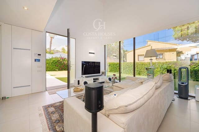 4 slaapkamer Villa te koop in Moraira, Teulada-Moraira met zwembad garage - € 1.450.000 (Ref: 9780514)