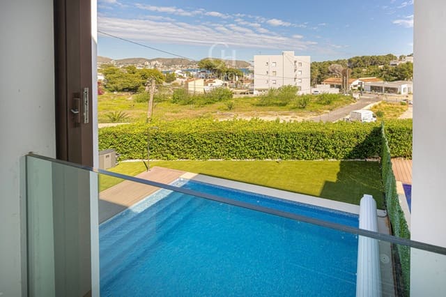 4 slaapkamer Villa te koop in Moraira, Teulada-Moraira met zwembad garage - € 1.450.000 (Ref: 9780514)
