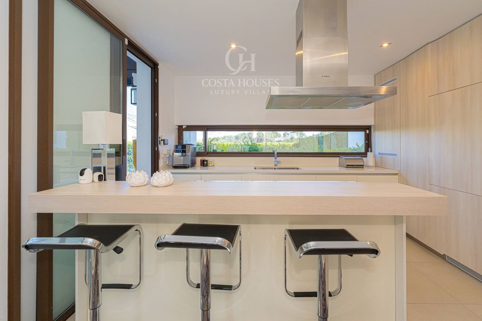 4 sovrum Villa till salu i Moraira med pool garage - 1 450 000 € (Ref: 9780514)