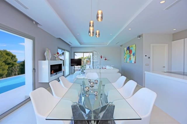 4 soveværelse Villa til salg i Javea / Xàbia med swimmingpool - € 2.150.000 (Ref: 9794567)