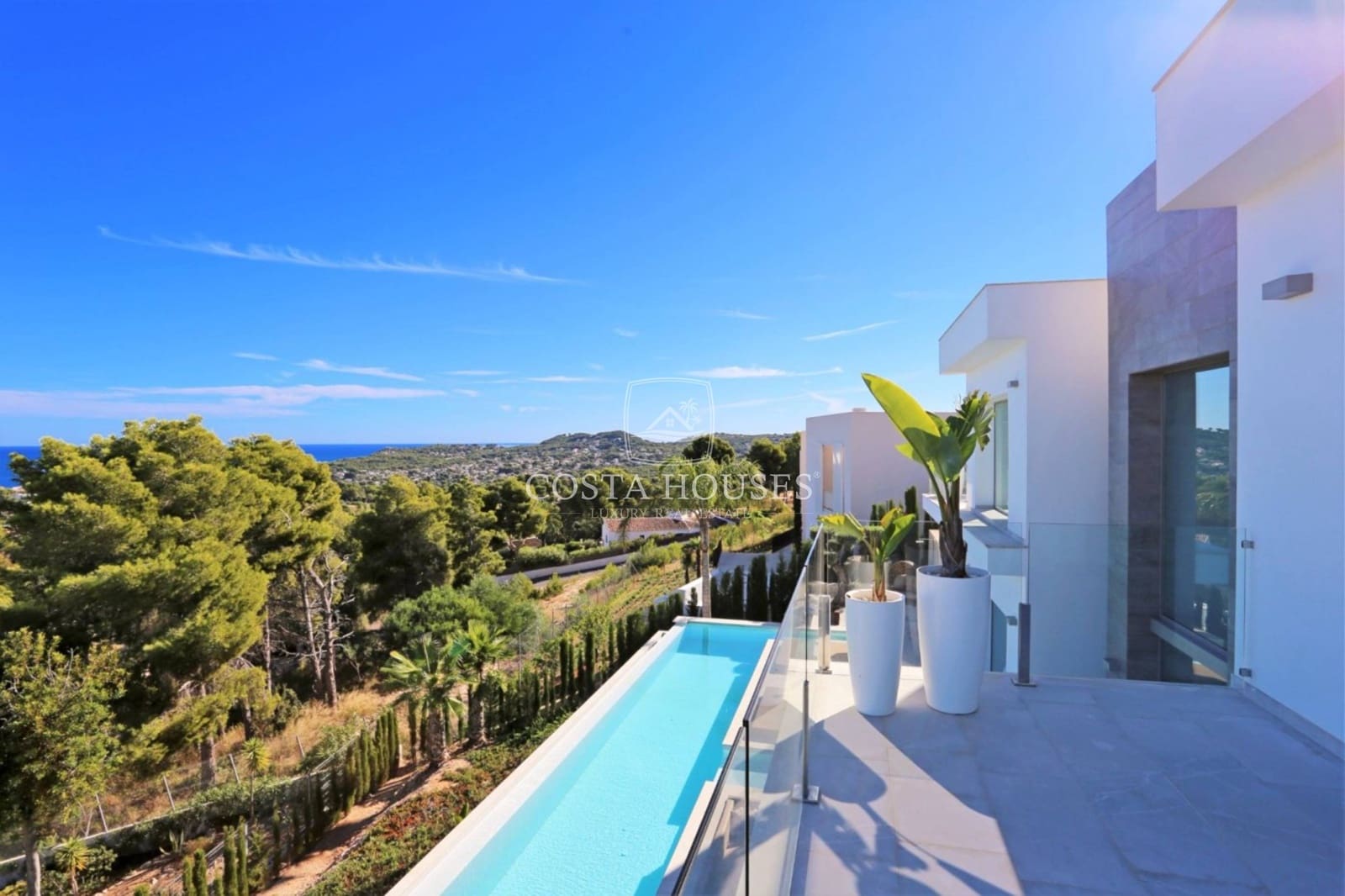 4 soveværelse Villa til salg i Javea / Xabia med swimmingpool - € 2.150.000 (Ref: 9794567)