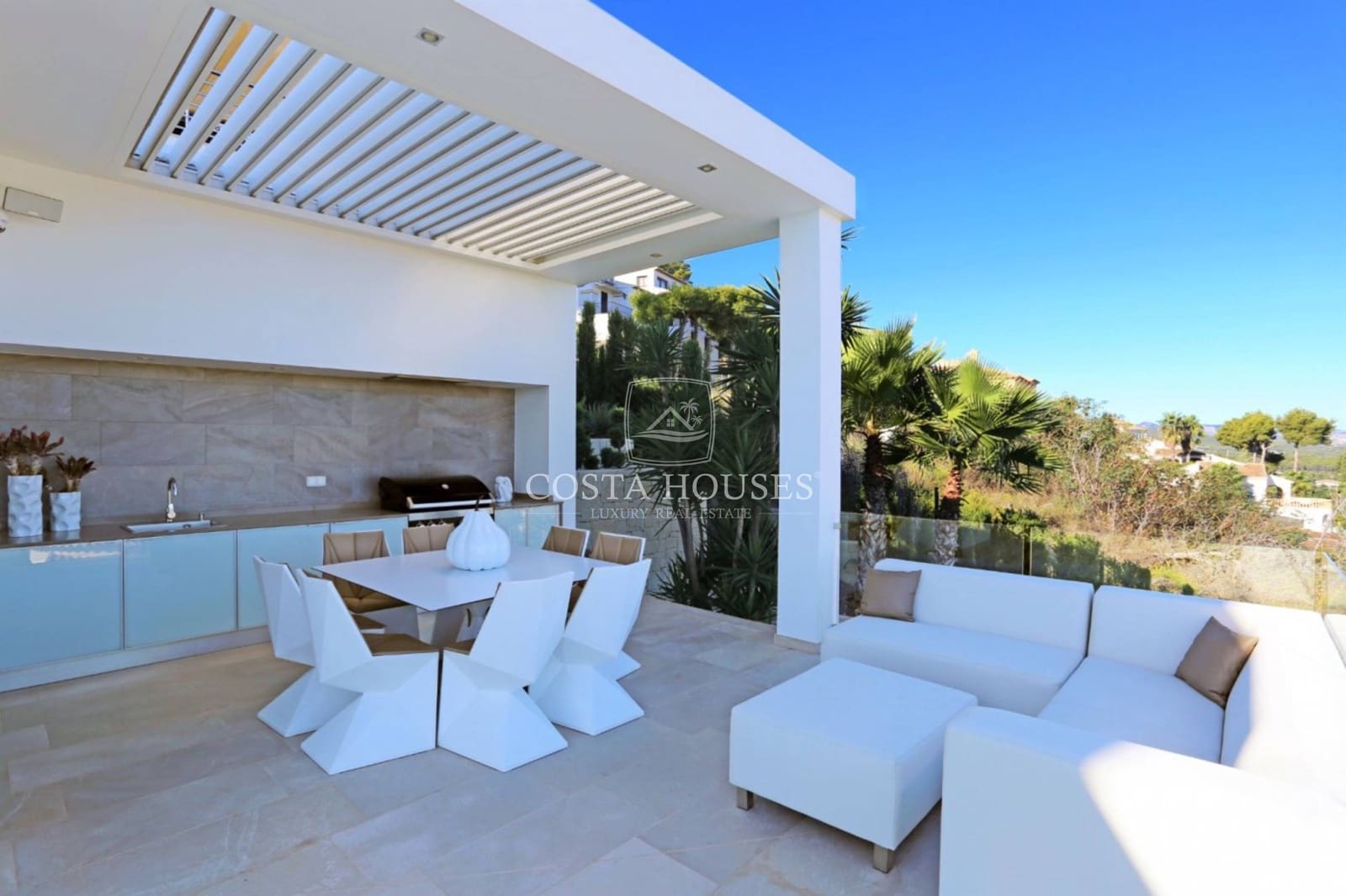 4 soveværelse Villa til salg i Javea / Xabia med swimmingpool - € 2.150.000 (Ref: 9794567)