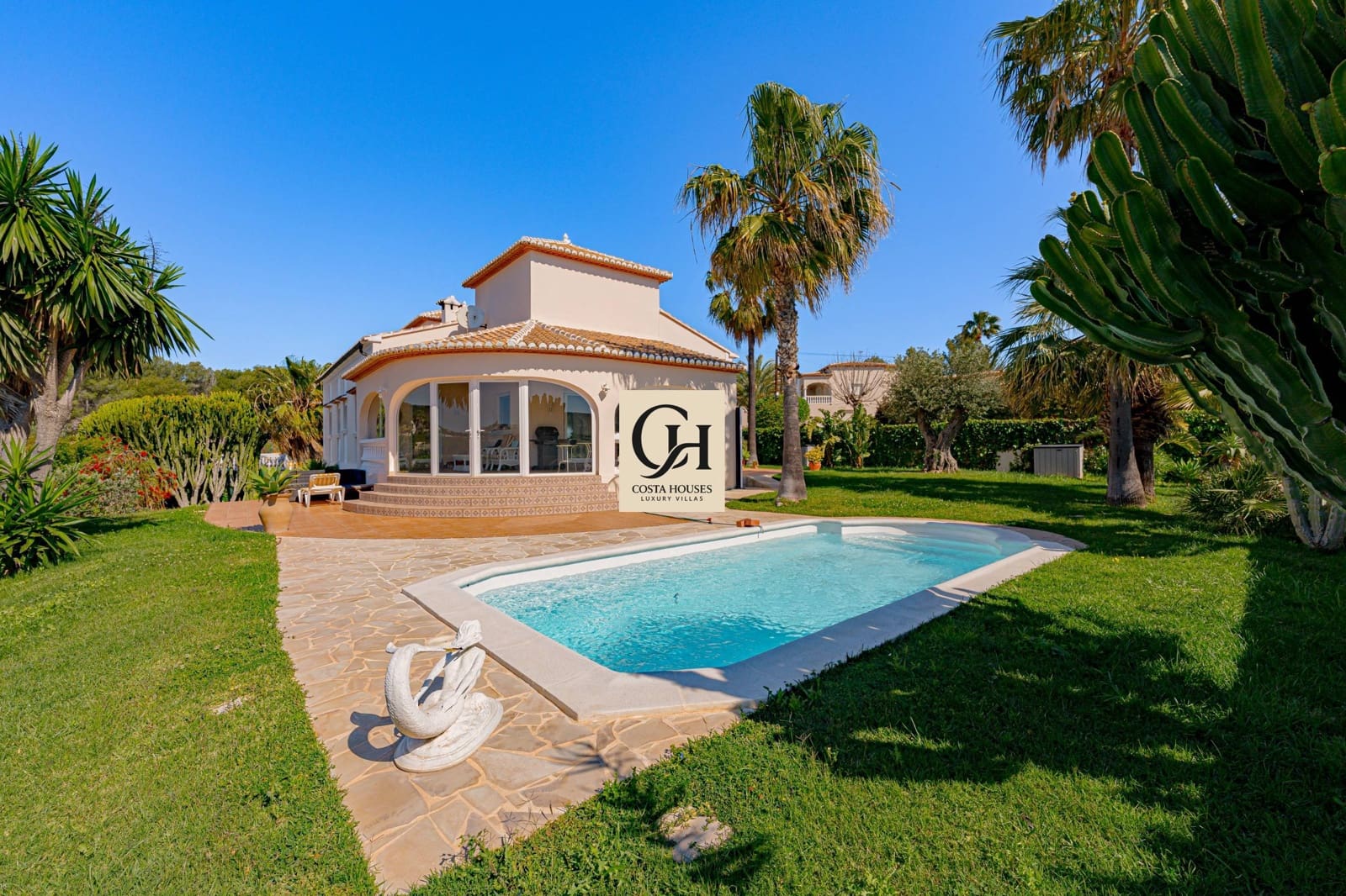 3 soverom Villa til salgs i Javea / Xabia med svømmebasseng garasje - € 1 190 000 (Ref: 9799215)