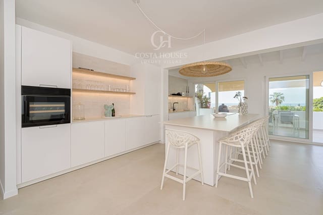 4 slaapkamer Villa te koop in Moraira, Teulada-Moraira met zwembad garage - € 1.395.000 (Ref: 9799216)