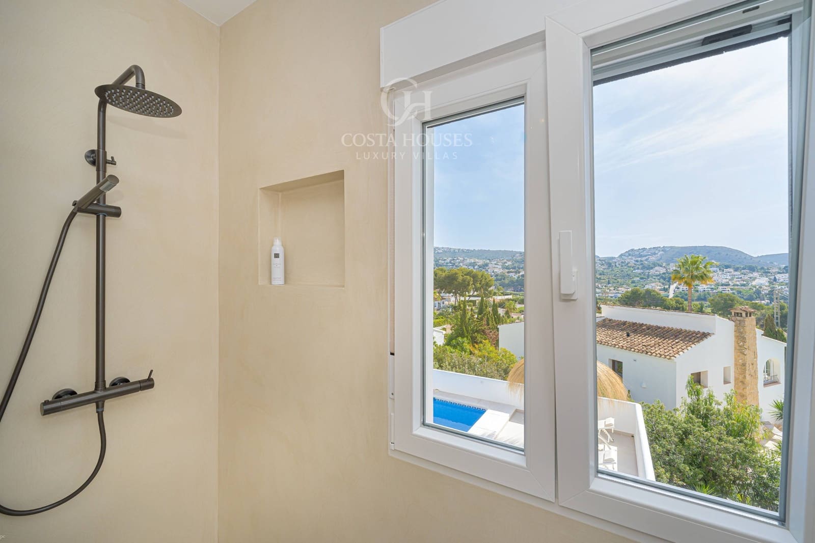 4 slaapkamer Villa te koop in Moraira met zwembad garage - € 1.395.000 (Ref: 9799216)