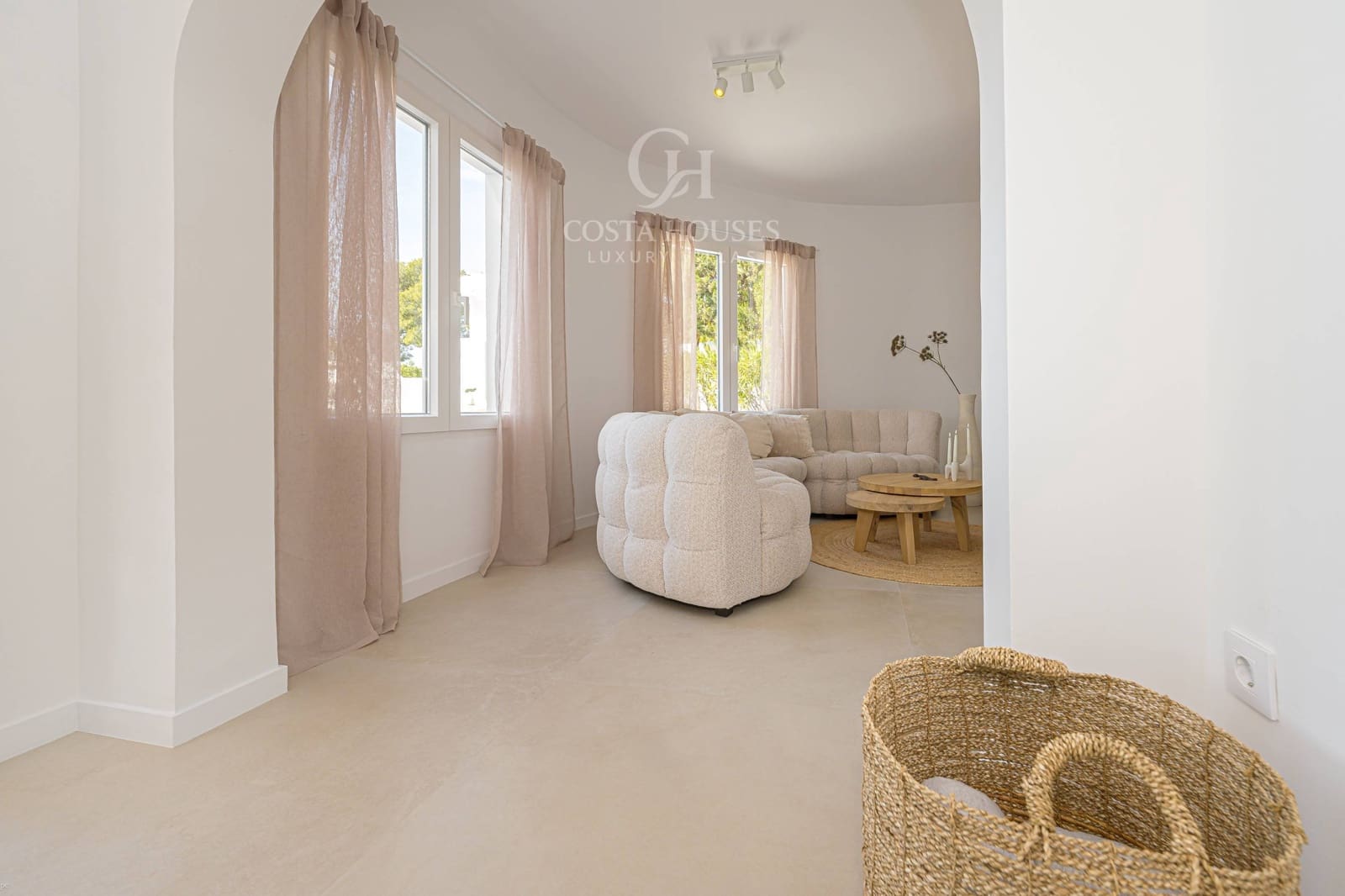 4 slaapkamer Villa te koop in Moraira met zwembad garage - € 1.395.000 (Ref: 9799216)