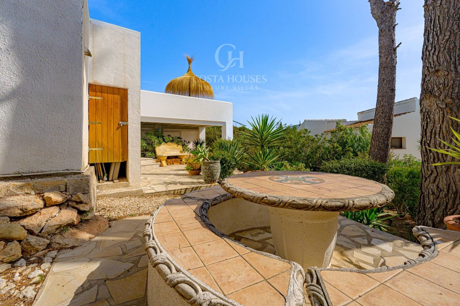 4 slaapkamer Villa te koop in Moraira met zwembad garage - € 1.395.000 (Ref: 9799216)