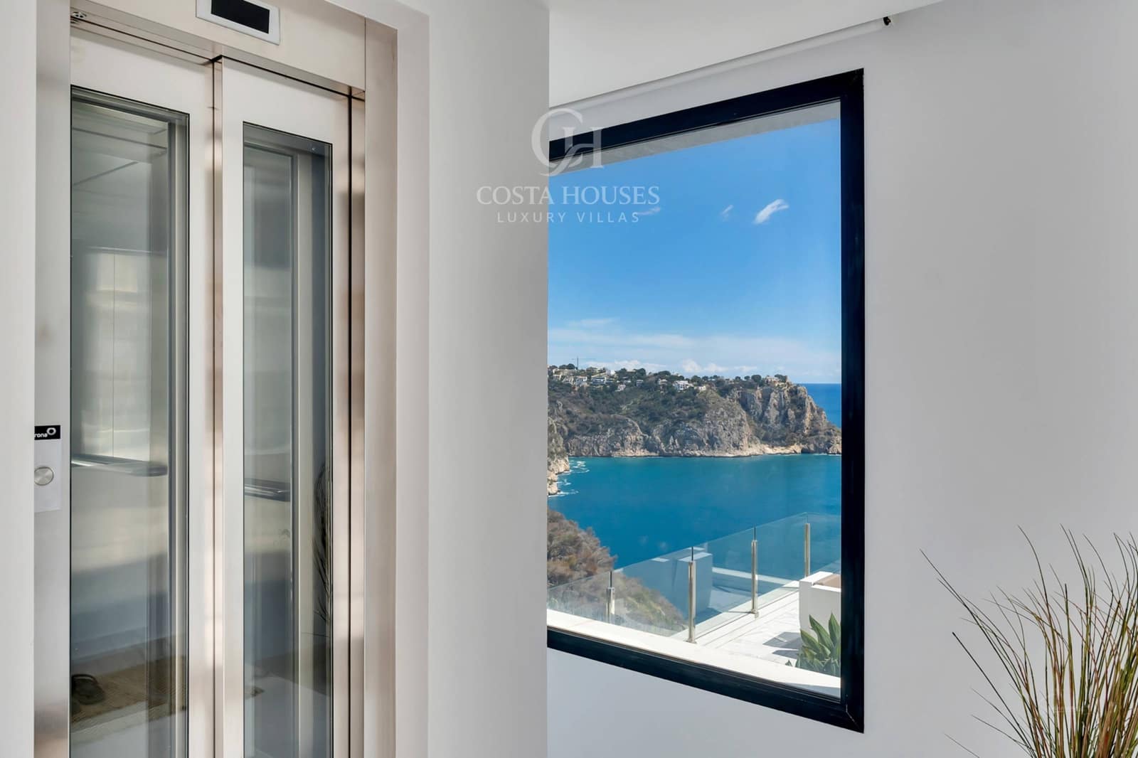 5 Zimmer Villa zu verkaufen in Javea / Xabia mit Pool - 3.750.000 € (Ref: 9820483)
