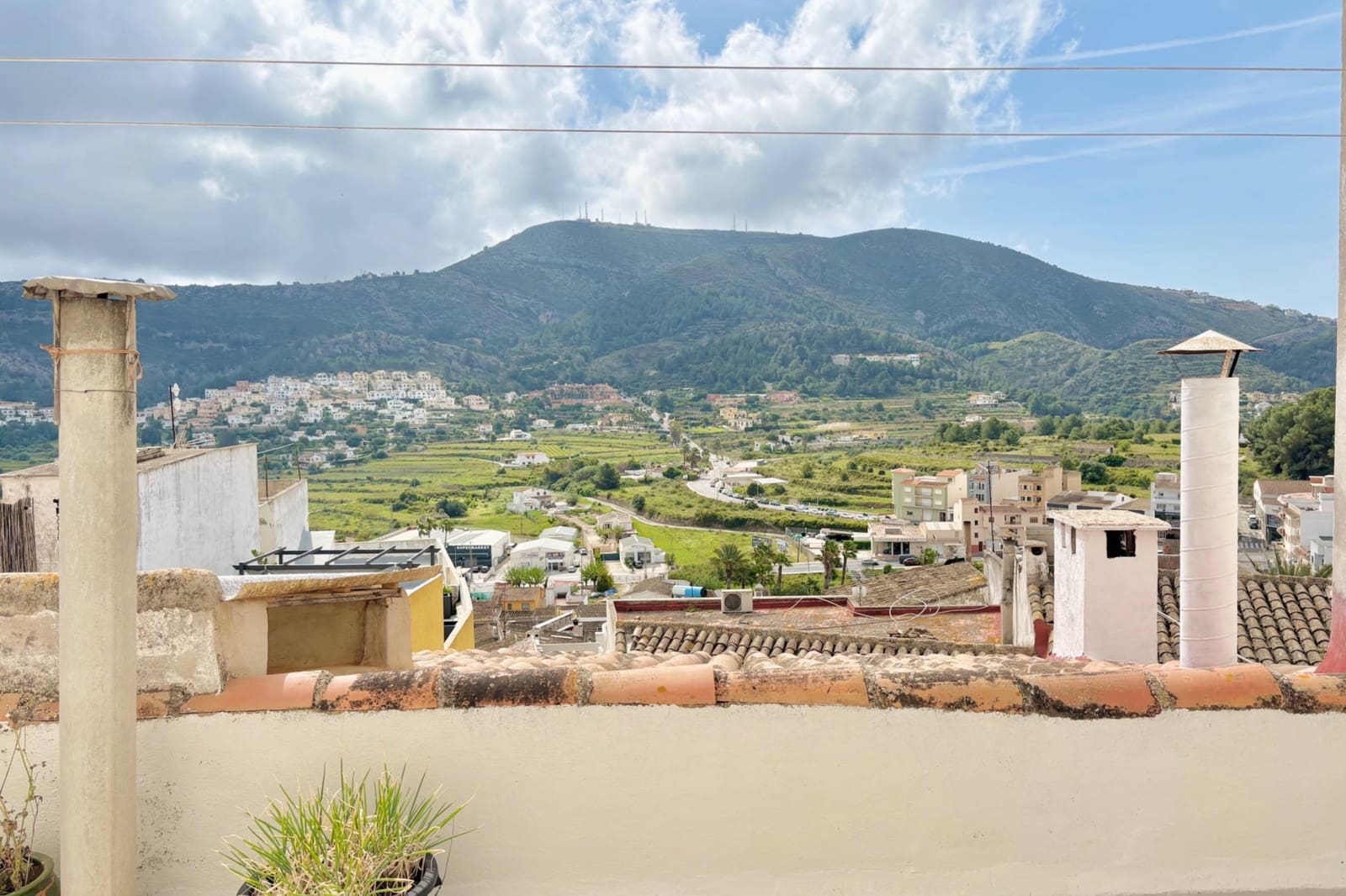 4 bedroom Townhouse for sale in Benitachell / Benitatxell - € 257,000 (Ref: 9822890)