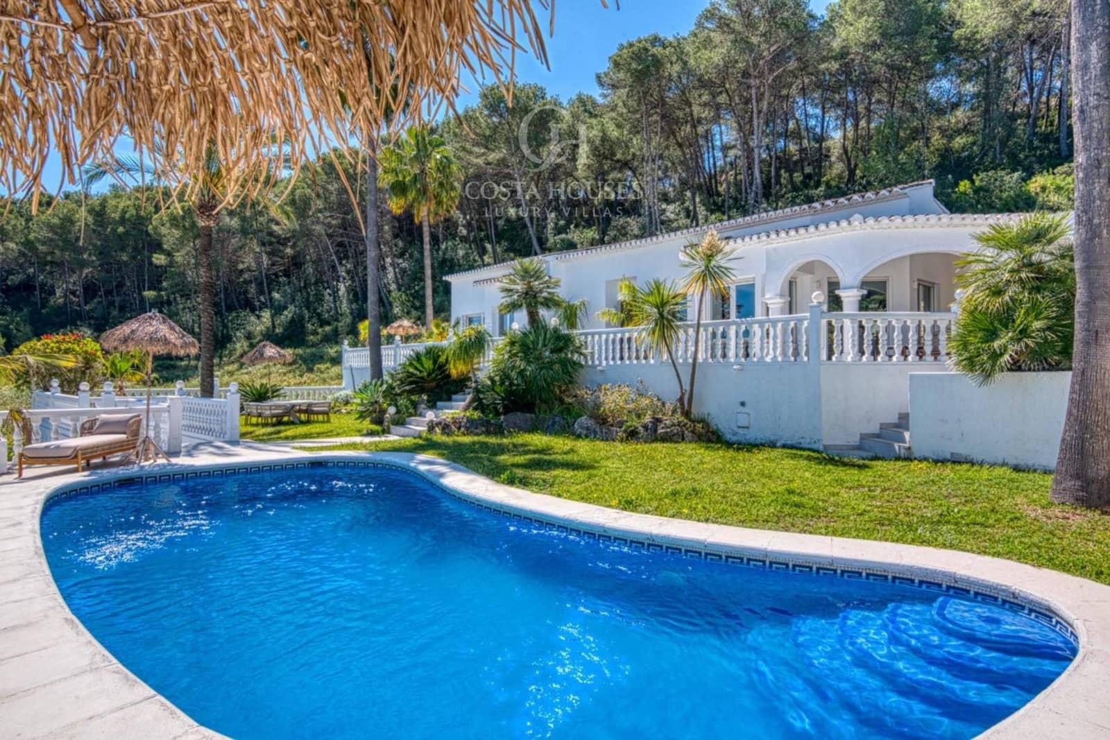3 sypialnia Willa na sprzedaż w Javea / Xabia z basenem garażem - 995 000 € (Ref: 9822891)