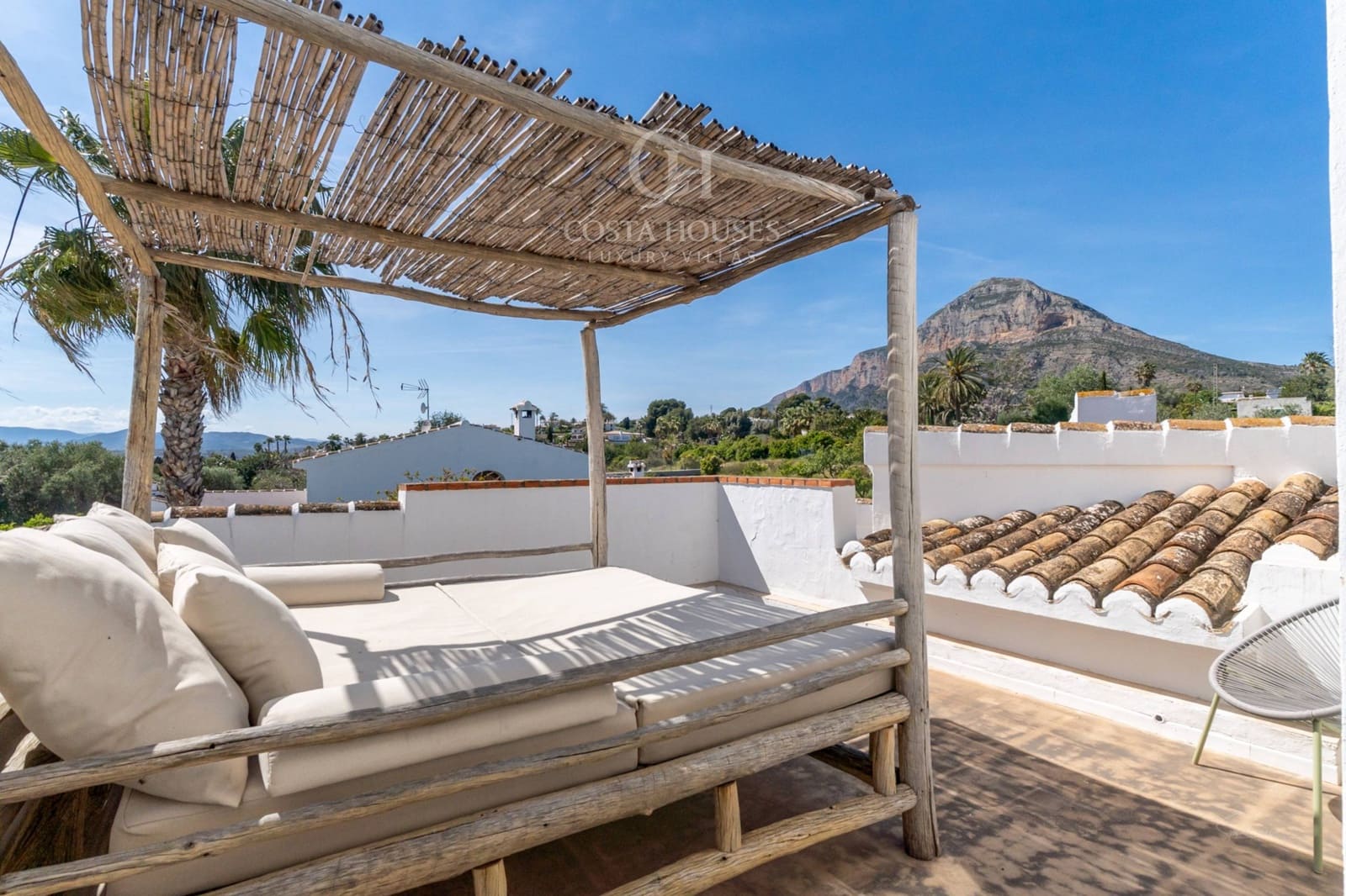 4 sypialnia Willa na sprzedaż w Javea / Xabia z basenem - 1 430 000 € (Ref: 9822892)