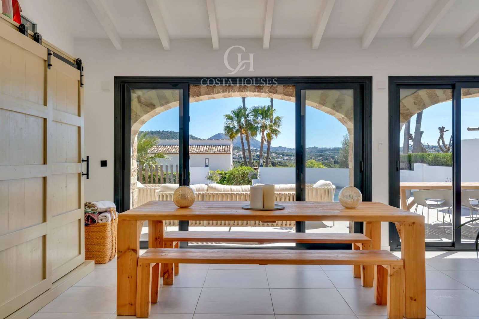 4 sypialnia Willa na sprzedaż w Javea / Xabia z basenem - 1 430 000 € (Ref: 9822892)