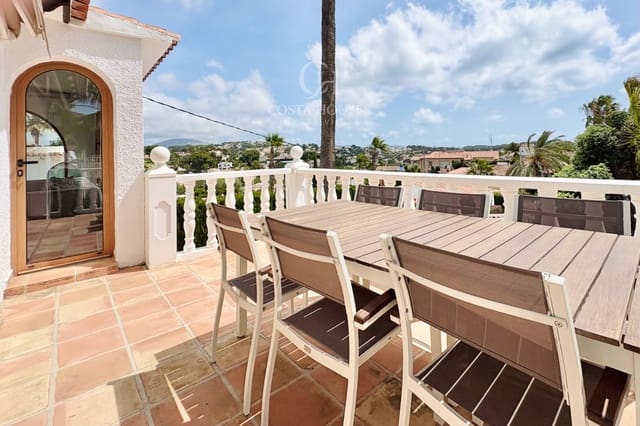 3 slaapkamer Villa te koop in Benissa met zwembad garage - € 795.000 (Ref: 9825223)