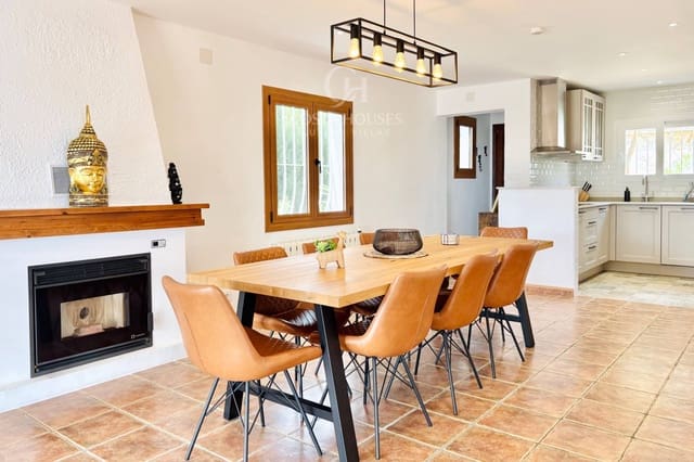 3 slaapkamer Villa te koop in Benissa met zwembad garage - € 795.000 (Ref: 9825223)