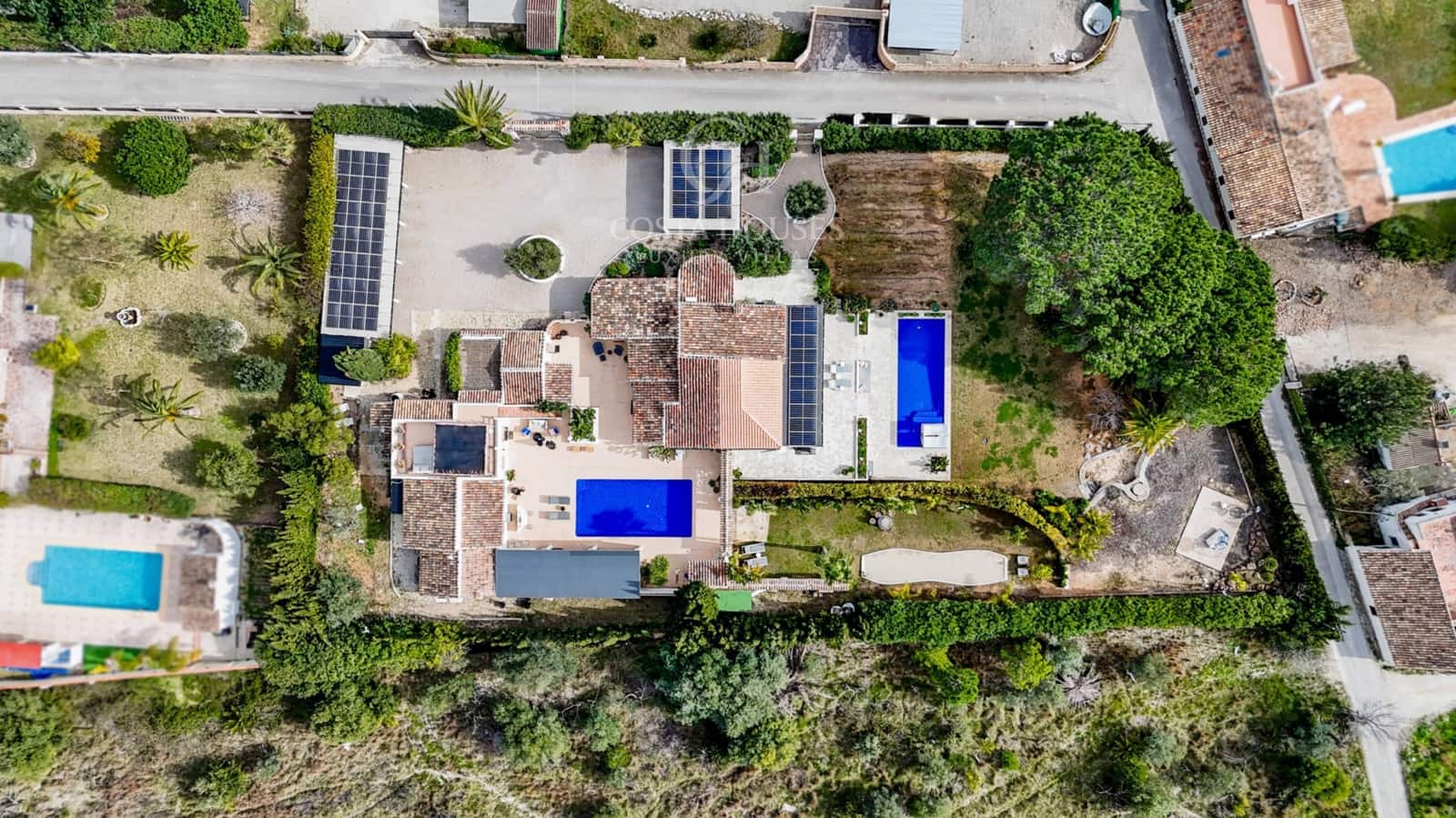 5 makuuhuone Huvila myytävänä paikassa Javea / Xabia mukana uima-altaan - 2 190 000 € (Ref: 9829069)