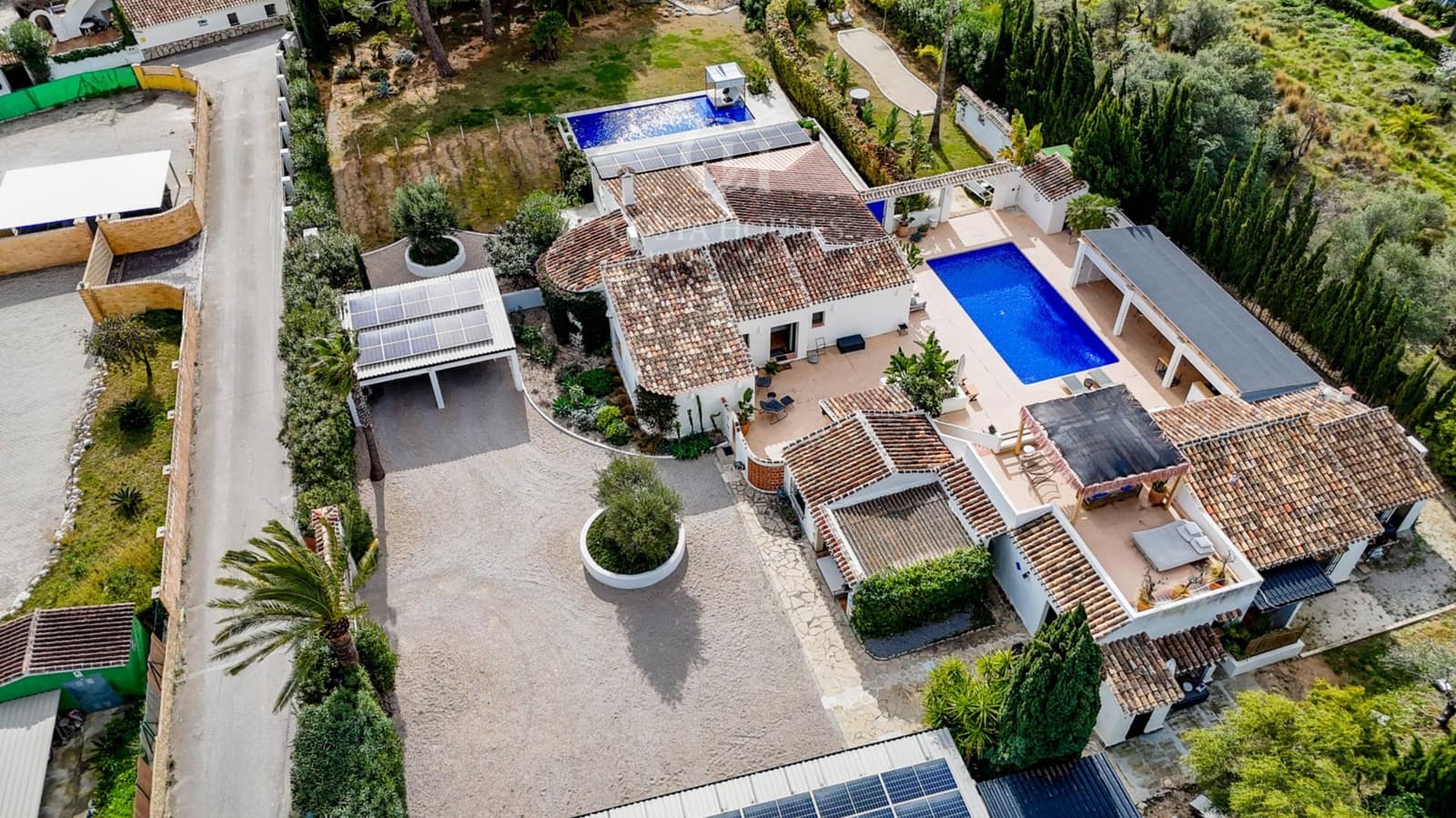 5 makuuhuone Huvila myytävänä paikassa Javea / Xabia mukana uima-altaan - 2 190 000 € (Ref: 9829069)