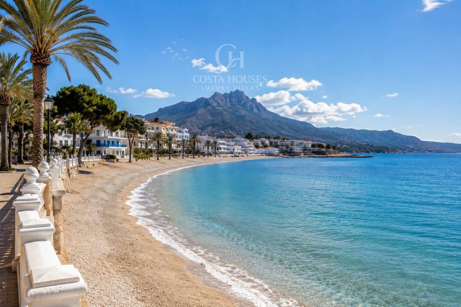 4 soverom Villa til salgs i Altea med svømmebasseng garasje - € 3 450 000 (Ref: 9840363)