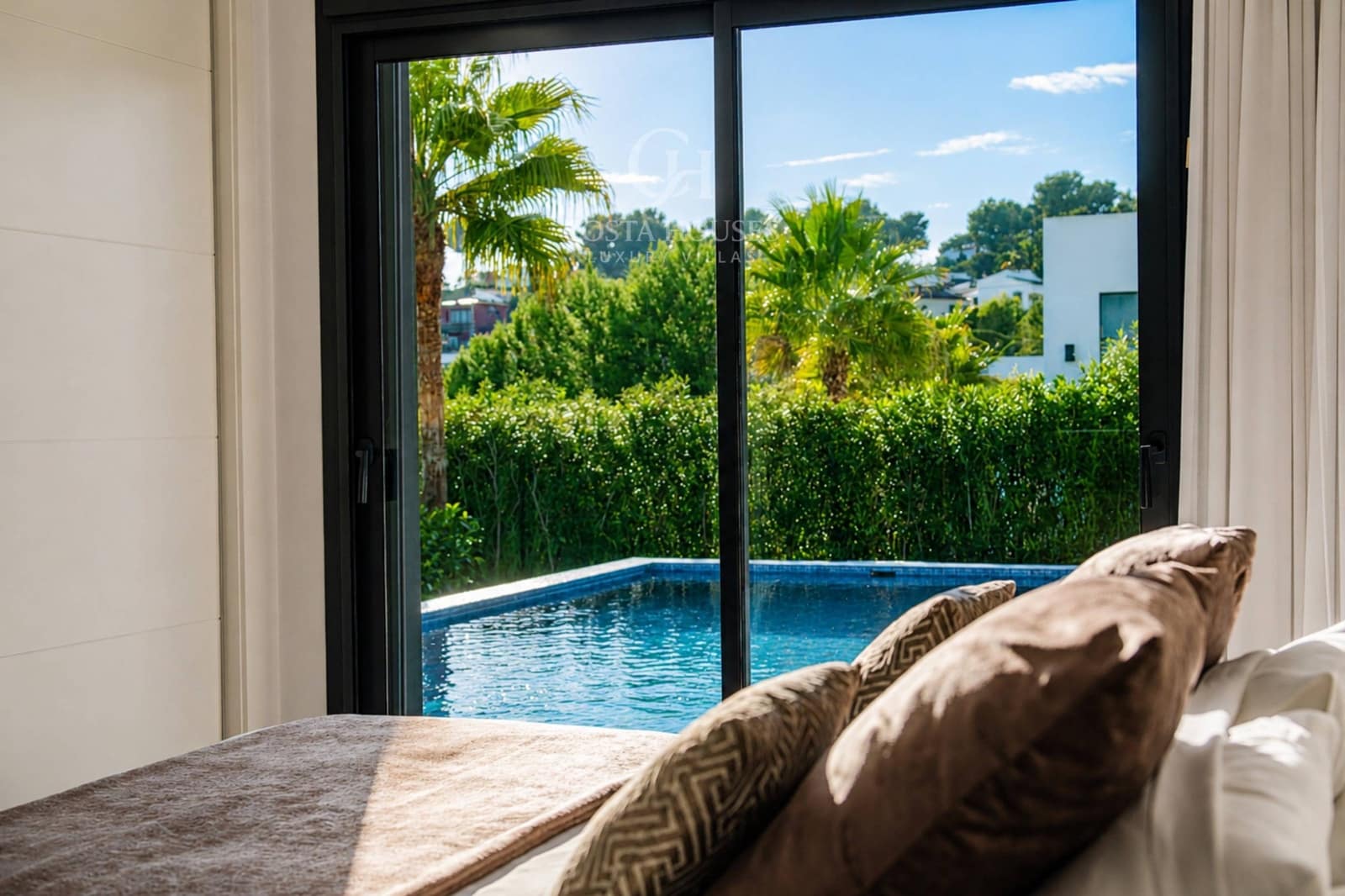 5 bedroom Villa for sale in Moraira with pool - € 1,495,000 (Ref: 9851721)