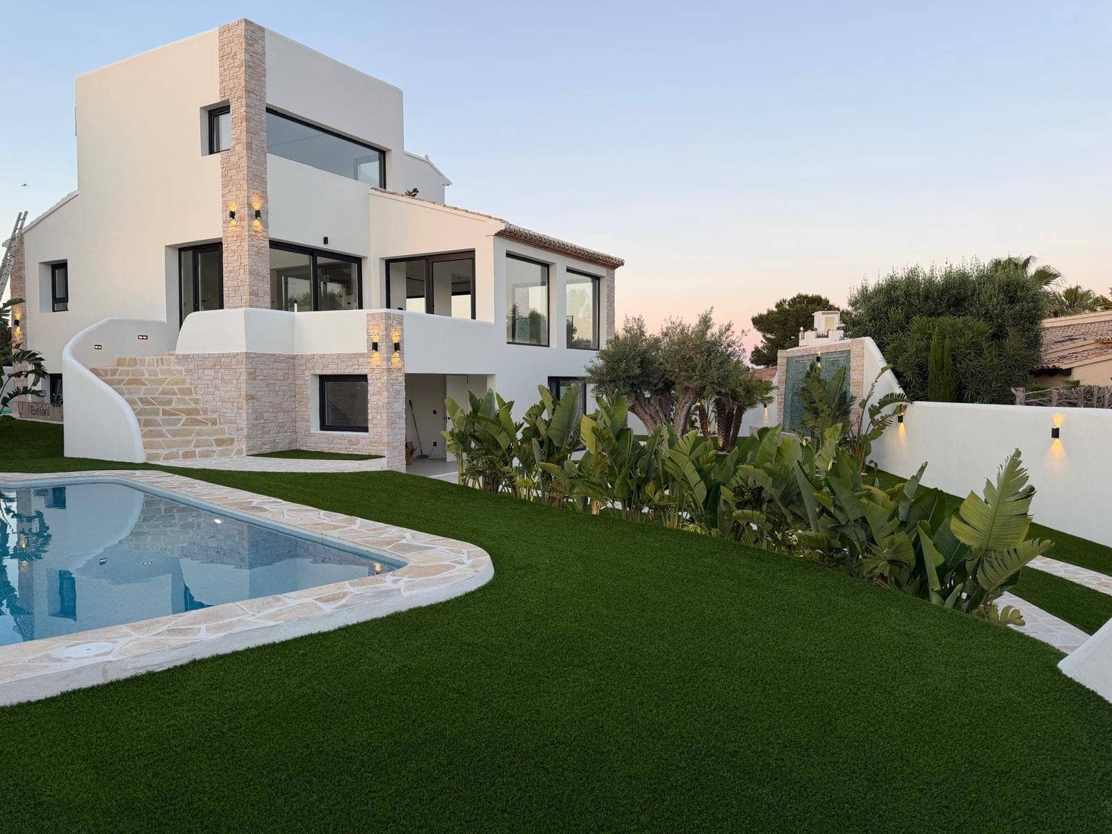 4 soveværelse Villa til salg i Javea / Xabia med swimmingpool garage - € 1.950.000 (Ref: 9860078)